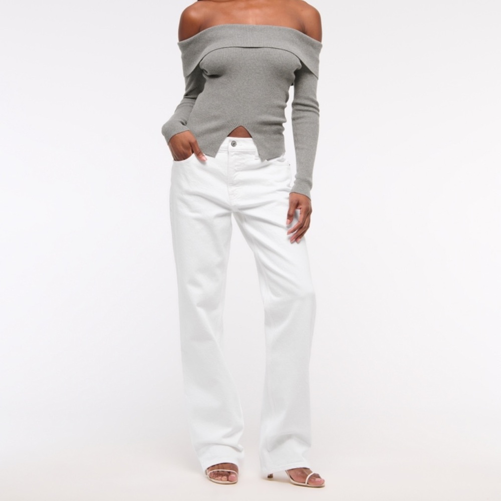 Abercrombie and Fitch low rise baggy jeans white